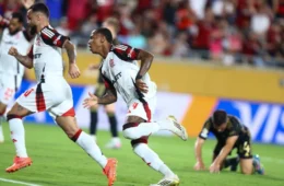 Flamengo empata com Los Angeles FC e avança em primeiro no Grupo D do Mundial de Clubes