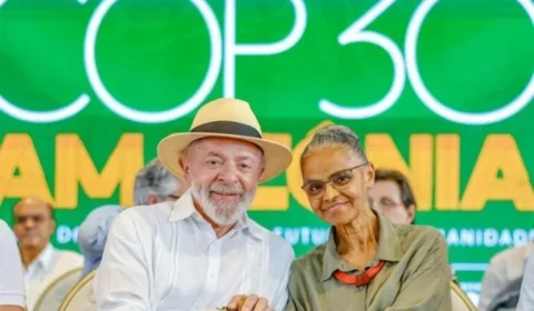 Lula diz em discurso que Marina Silva está “magrinha” porque está “trabalhando muito” durante viagem à França