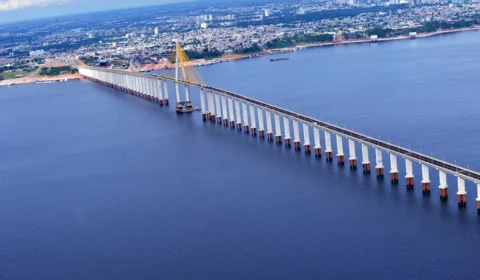 Rio Negro se aproxima da cota de Inundação Severa e mais de 400 mil pessoas já foram afetadas no Amazonas