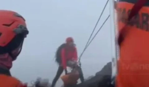 VEJA: Corpo de Juliana Marins é resgatado do Monte Rinjani após megaoperação na Indonésia