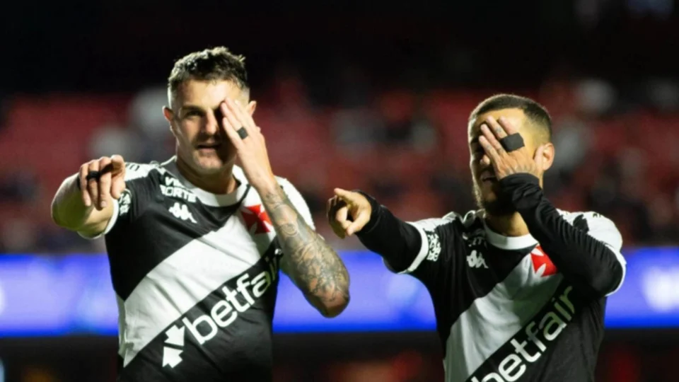 São Paulo perde por 3 a 1 para o Vasco no Morumbis e se aproxima da zona de rebaixamento