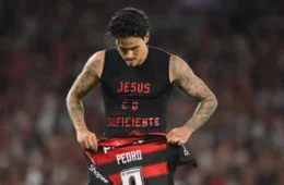 Pedro brilha e garante vitória do Flamengo sobre o Fluminense no clássico do Maracanã