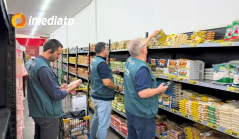 Operação ‘Supermercados’ apreende mais de mil produtos impróprios para consumo em Manaus