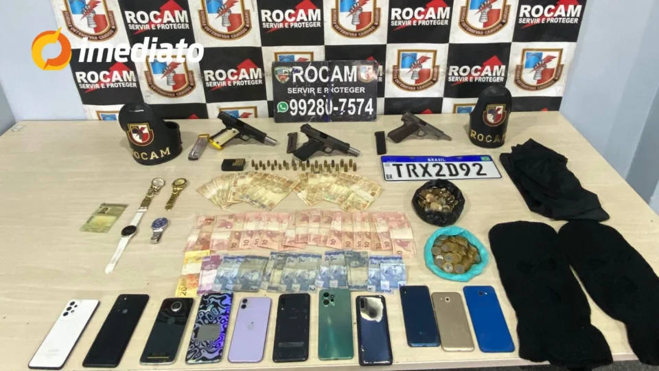 Polícia apreende armas, celulares e dinheiro após localizar carro usado em roubos na Zona Norte de Manaus