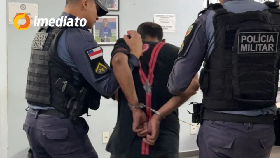 Homem é preso por importunação sexual após perseguir mulher no Centro de Manaus
