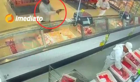 IMAGEM CHOCANTE: funcionário tenta matar colega de trabalho a tiros dentro de supermercado