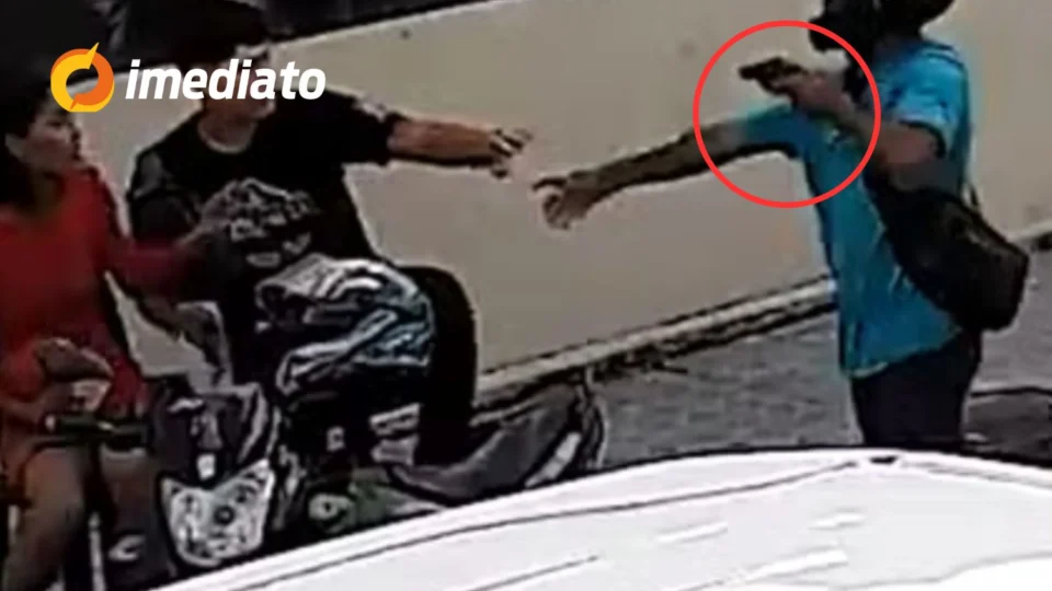 CENA CHOCANTE: Jovem é baleado na cabeça após se recusar a entregar celular para assaltantes