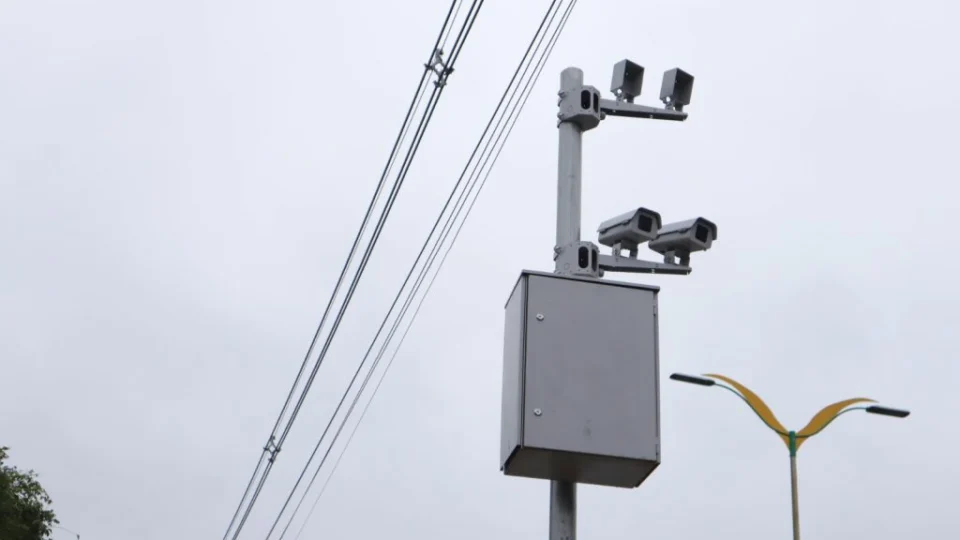 IMMU publica portaria que regula horário de Fiscalização Eletrônica para avanço de sinal e parada em faixa de pedestre