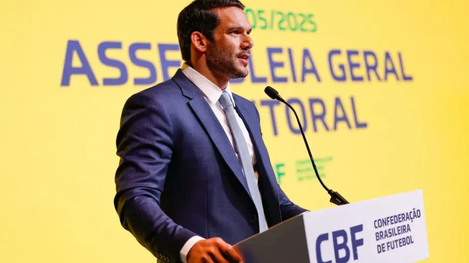 Presidente da CBF, Samir Xaud, é alvo de operação da PF por suspeita de compra de votos em Roraima