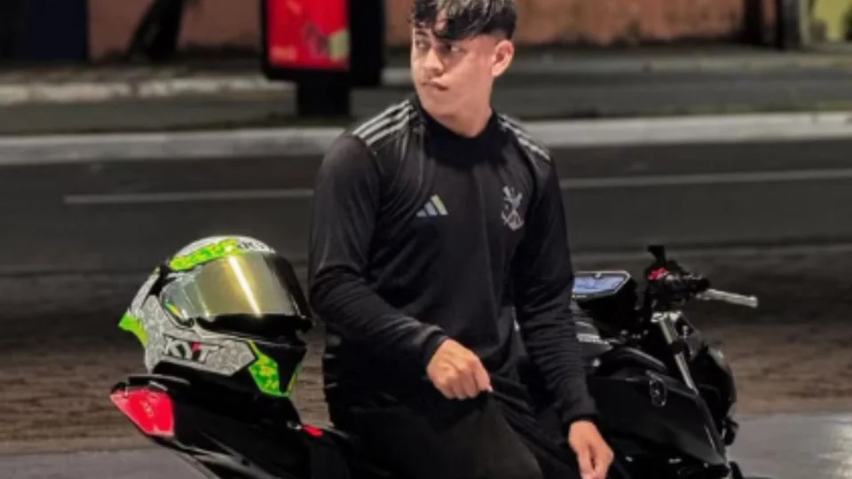 “Ela ainda vai me matar”: motociclista morre em acidente brutal dias após publicar frase nas redes sociais