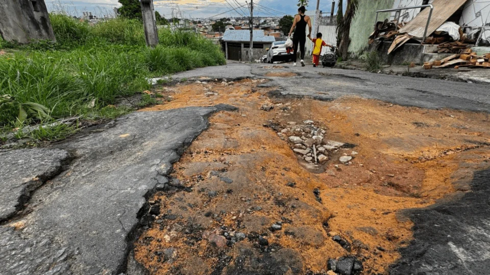 Murilo Huff obtém guarda provisória do filho com Marília Mendonça após audiência com Dona Ruth, avó materna da criança