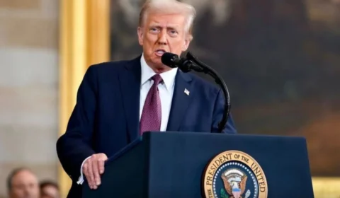 Trump envia carta bombástica: detona governo Lula, apoia Bolsonaro e pede fim de julgamento no Brasil