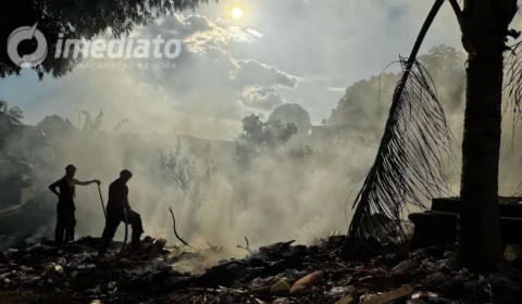 Bituca de cigarro causa incêndio em lixeira no Alvorada 1; homem é conduzido à delegacia