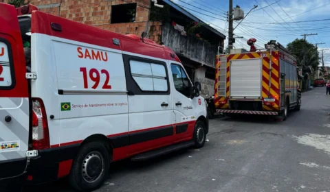 Incêndio atinge residência e causa pânico entre moradores no Tancredo Neves, Zona Leste de Manaus