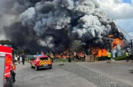 Vídeo: Incêndio atinge palco principal do Tomorrowland na Bélgica; organização confirma que festival será mantido