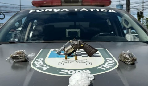 Polícia apreende arma e drogas após perseguição no bairro Novo Aleixo, em Manaus