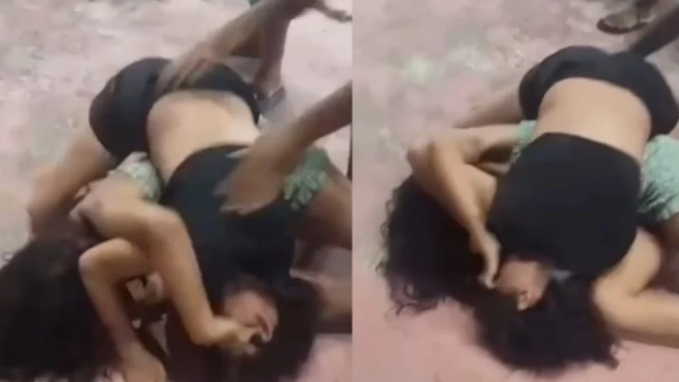 VEJA VÍDEO: Mulheres saem na porrada em praça pública e confusão viraliza no interior do Amazonas