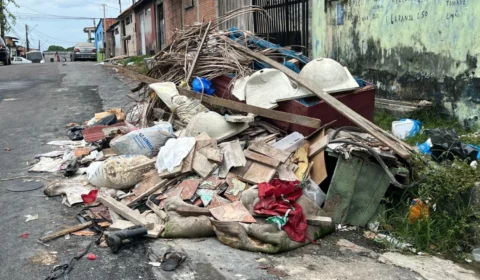 Mutirão abandonado: entulho apodrece há meses na Rua 48 e moradores cobram ação do poder público