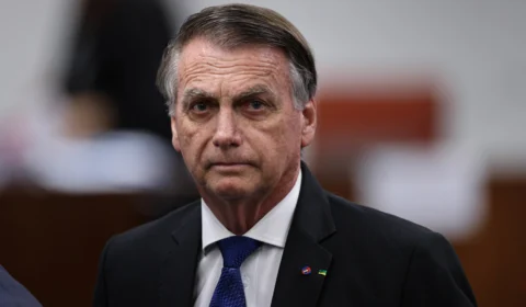 Veja o vídeo: Bolsonaro chega à PF para colocar tornozeleira eletrônica