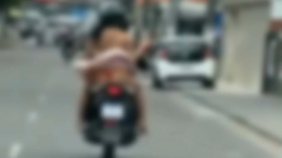 VEJA: Vídeo de mulher com vestido levantado em moto viraliza em Manaus