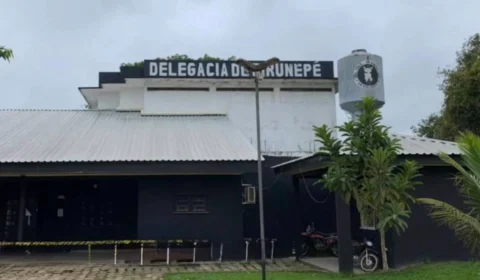 Mãe de 21 anos é presa em Eirunepé (AM) por estupro de vulnerável contra o próprio filho de 5 Anos