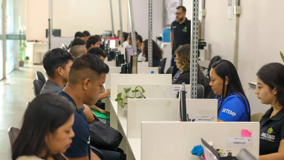 Sine Amazonas oferece 172 vagas de emprego em Manaus nesta segunda (7/7)