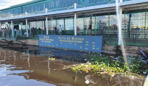 Nível do Rio Negro baixa 2cm e indica possível início da vazante em Manaus