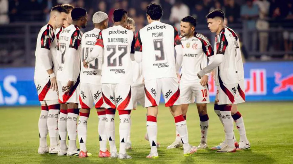Flamengo vence Red Bull Bragantino por 2 a 1 com virada épica e sinal de resiliência