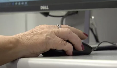 Experiência ignorada: profissionais 50+ ainda enfrentam preconceito para conseguir emprego