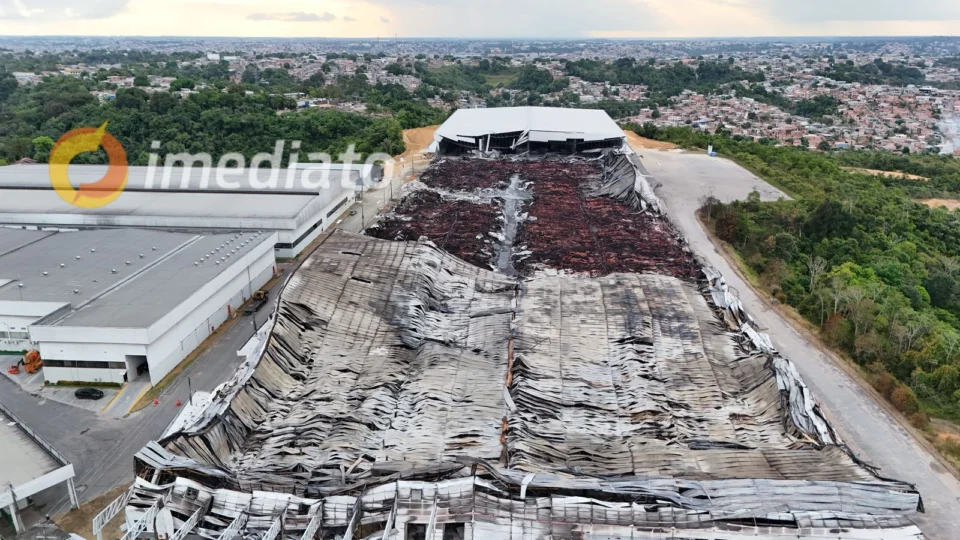VÍDEO: Veja como ficou a fábrica Effa Motors após incêndio no Distrito Industrial de Manaus