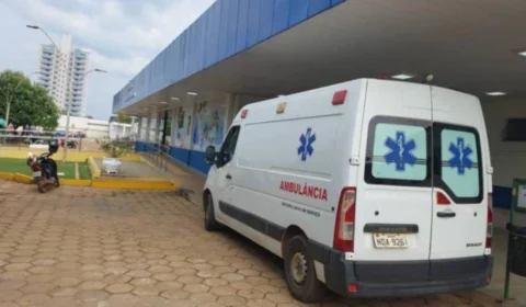 Homem esfaqueia ex-namorada após vê-la com outro em Rondônia