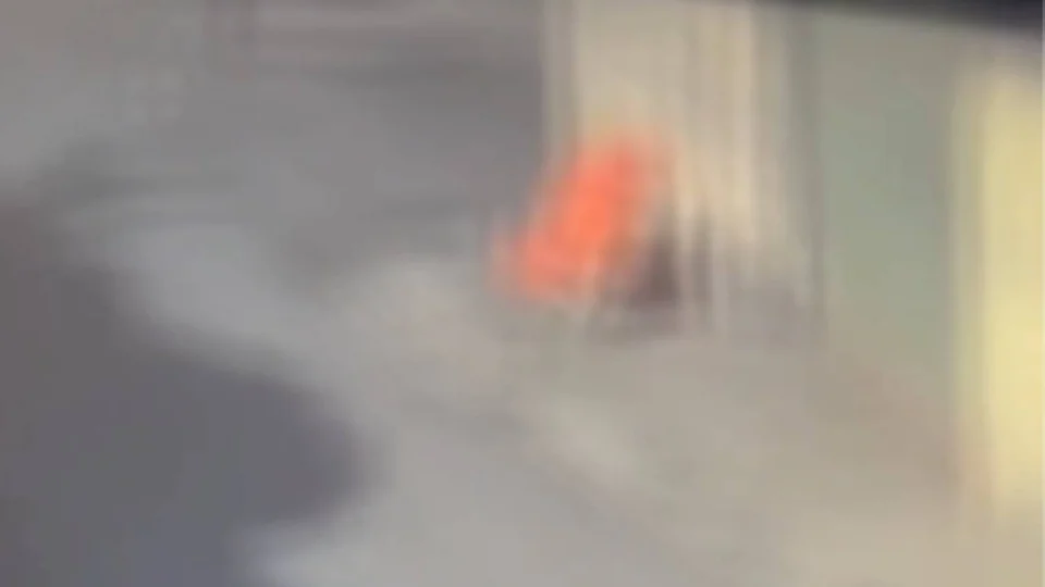 Veja momento em que gari cai morto após ser atingido por tiros em BH