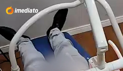 VEJA VÍDEO: homem mostra órgão genital para dentista durante atendimento odontológico