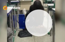 VEJA VÍDEO: Briga dentro de sala de aula termina com estudante ferida no rosto após tesouradas
