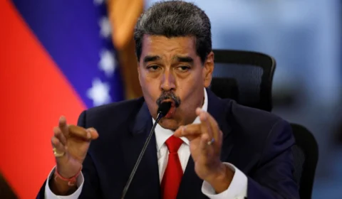 VEJA O VÍDEO: Maduro desafia EUA após aumento de recompensa para sua captura