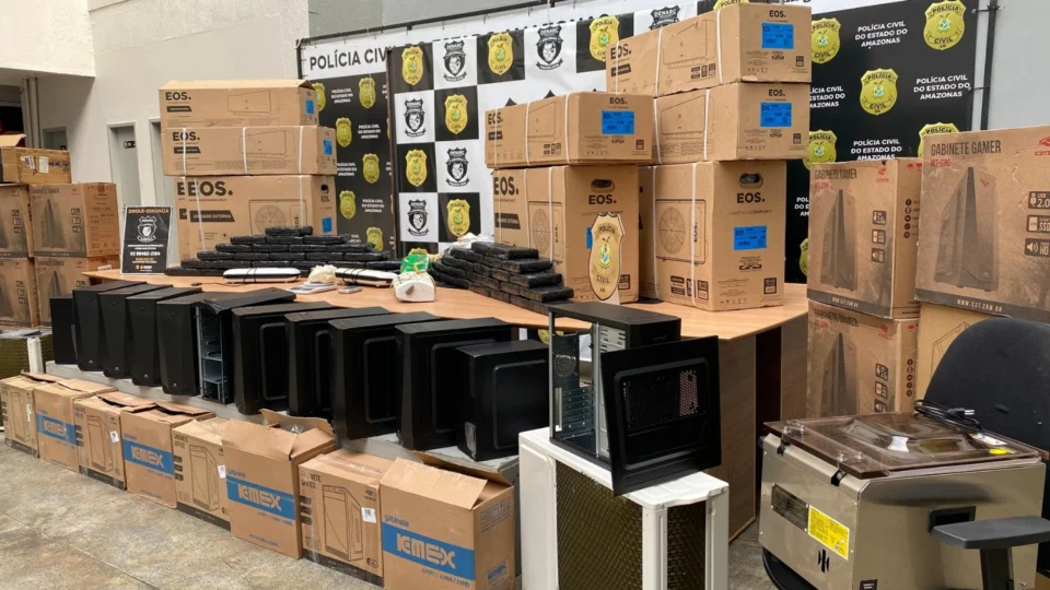 Polícia Civil apreende mais de R$ 1 milhão em drogas e prende homem em Manaus