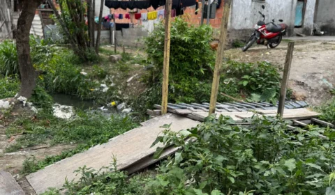Moradores do bairro Colônia Terra Nova pedem reconstrução de ponte destruída pelas chuvas
