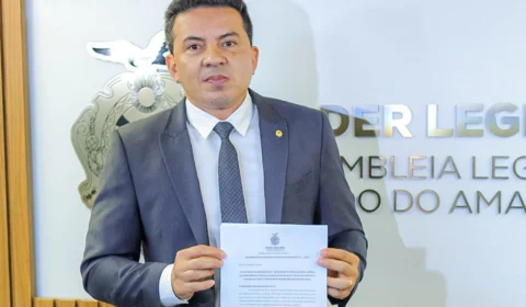Deputado Delegado Péricles protocoliza pedido com 10 assinaturas para investigar repasse de R$ 181 milhões à Prefeitura de Manaus