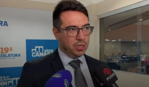 Vereador Rodrigo Guedes aponta rejeição de 57% à gestão de David Almeida como reflexo de problemas práticos em Manaus