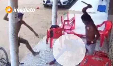 VEJA VÍDEO: Homem é morto com a própria faca após tentar assassinar desafeto