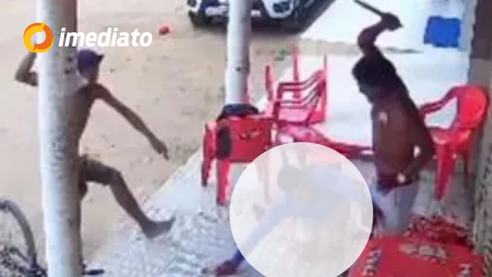 VEJA VÍDEO: Homem é morto com a própria faca após tentar assassinar desafeto