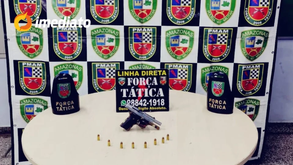 Homem é preso pela Força Tática com pistola dentro de residência no bairro Compensa