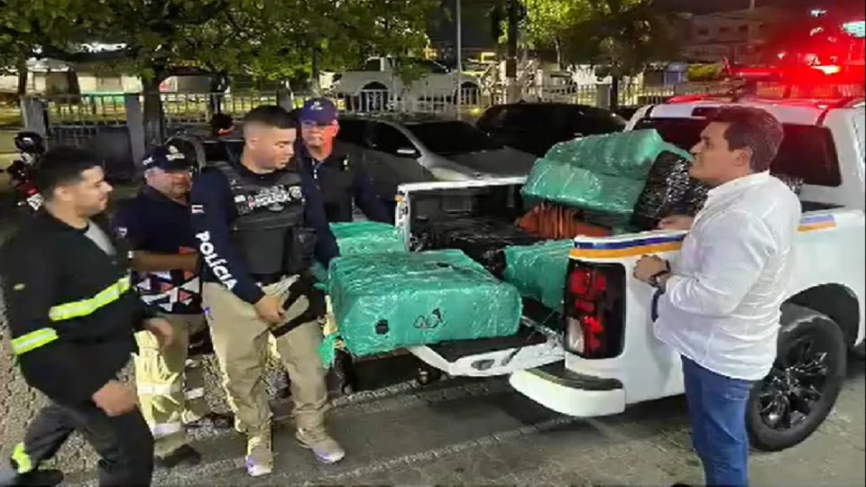 Fiscalização do Detran-AM apreende 580 tabletes de entorpecentes durante ação na zona centro-oeste