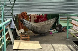 Passarela na Av. Carvalho Leal está em estado precário e preocupa moradores