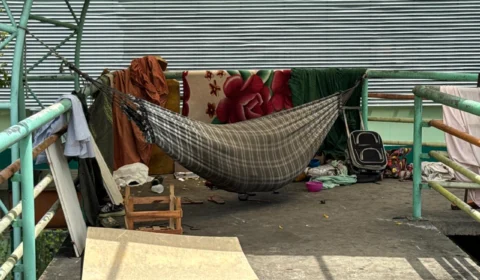 Passarela na Av. Carvalho Leal está em estado precário e preocupa moradores