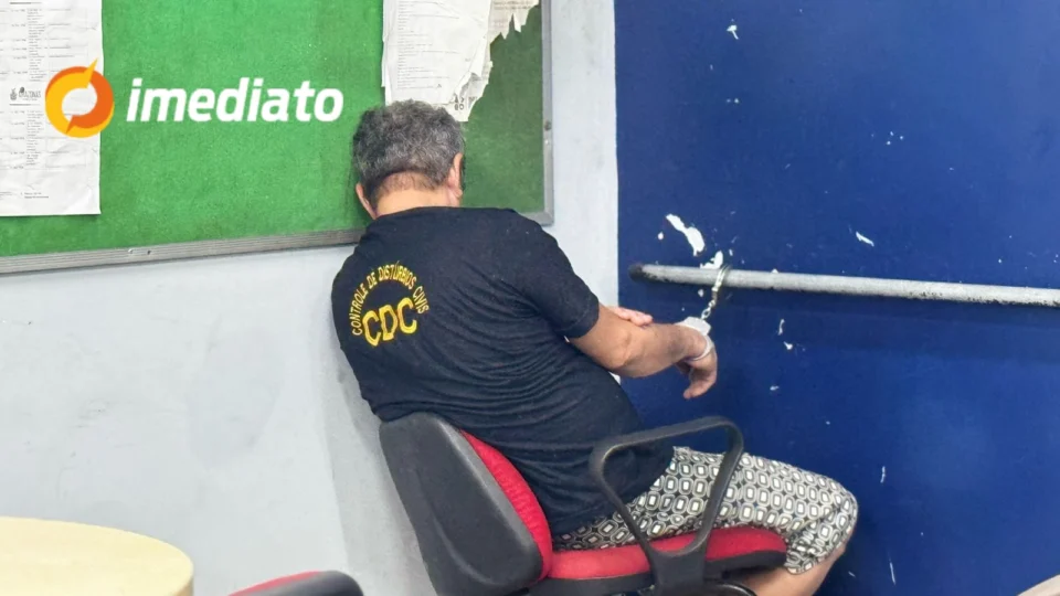 Homem é preso após esfaquear vizinho no bairro Redenção, em Manaus