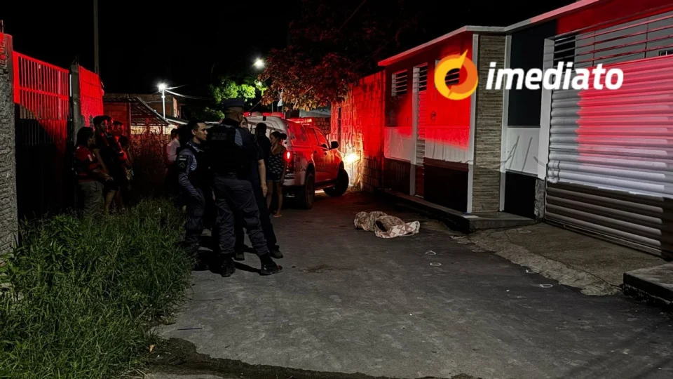 Jovem é morto a tiros na comunidade Valparaíso, em Manaus