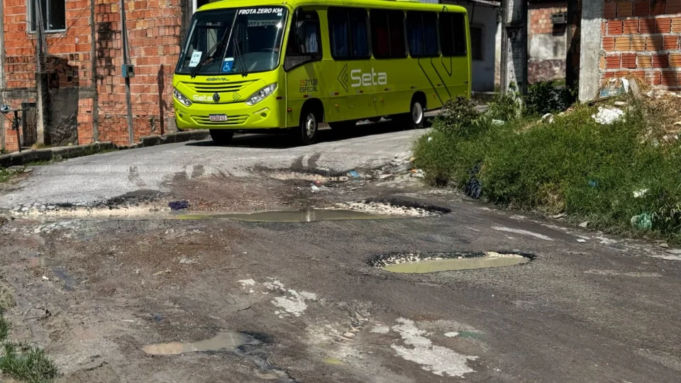 Moradores do Zumbi dos Palmares 1 sofrem com a falta de infraestrutura e cobram solução da Prefeitura
