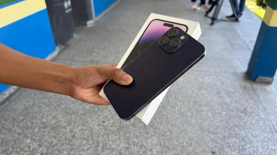 Homem é preso por receptação de celulares roubados após show na Arena da Amazônia