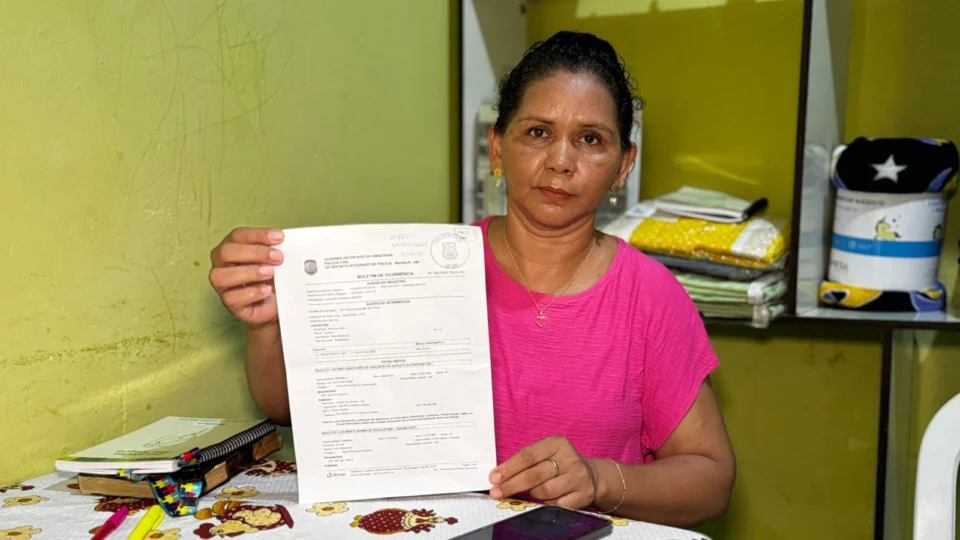 Mulher faz encomenda de bote de alumínio, dá entrada e empresários somem sem dar satisfações